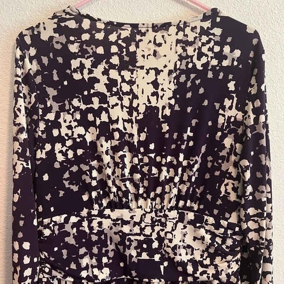 🥞 Long Elegant Legs Purple Tunic Size Medium - Picture 7 of 8